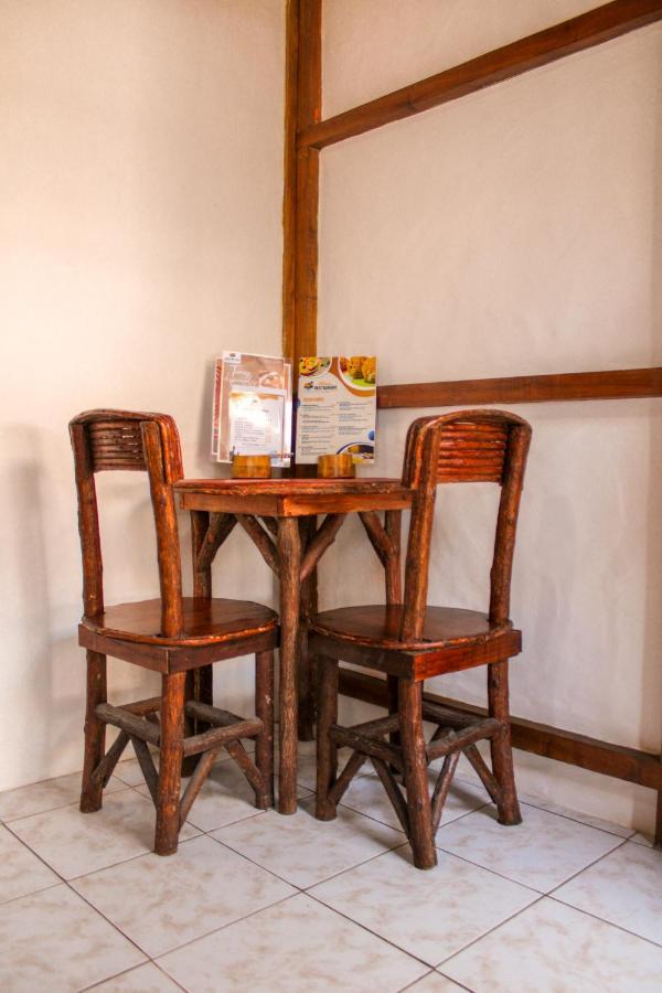 Hanga Roa Hotel Монтаньита Экстерьер фото