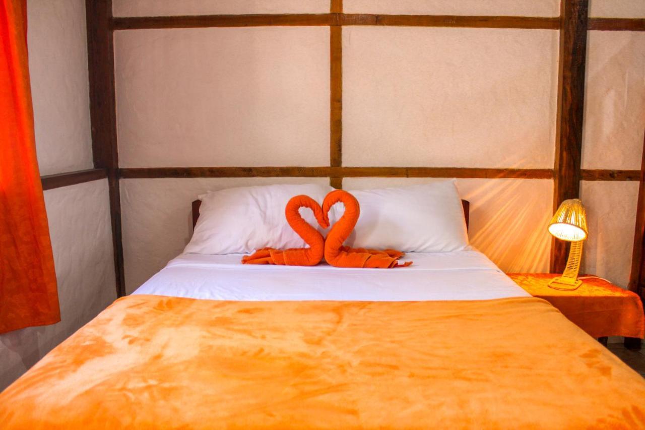 Hanga Roa Hotel Монтаньита Экстерьер фото